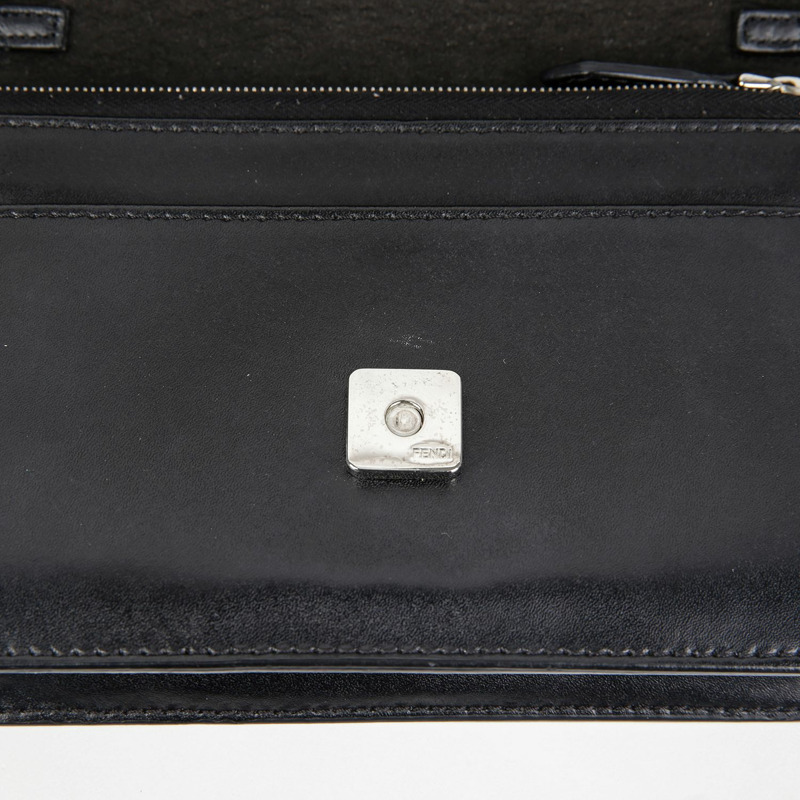 FENDI 8M0346 Flexi Glass Stud WOC 斜背包-11