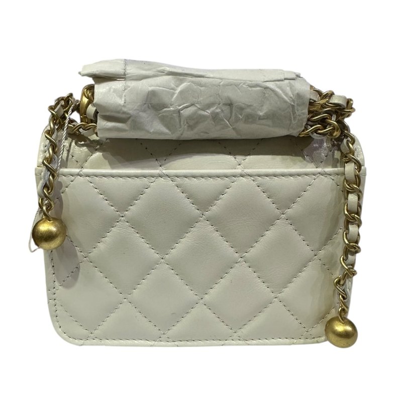 【美收精品】CHANEL白色亮皮小肩背包 4-476-1