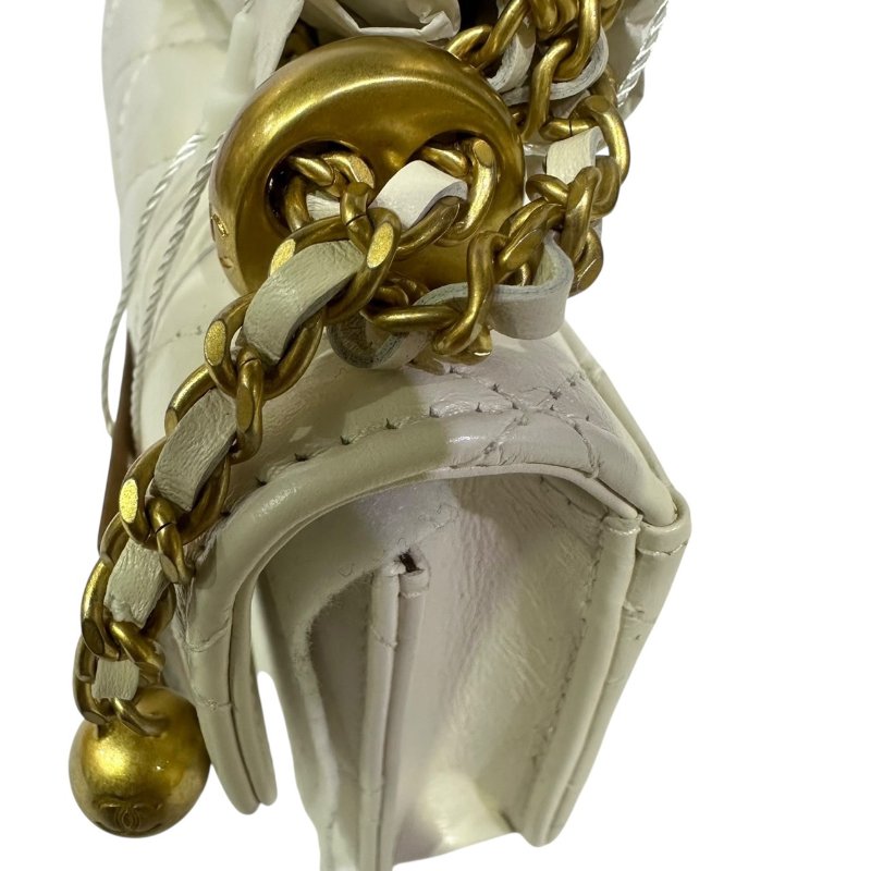 【美收精品】CHANEL白色亮皮小肩背包 4-476-8