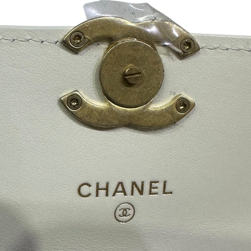 【美收精品】CHANEL白色亮皮小肩背包 4-476-12