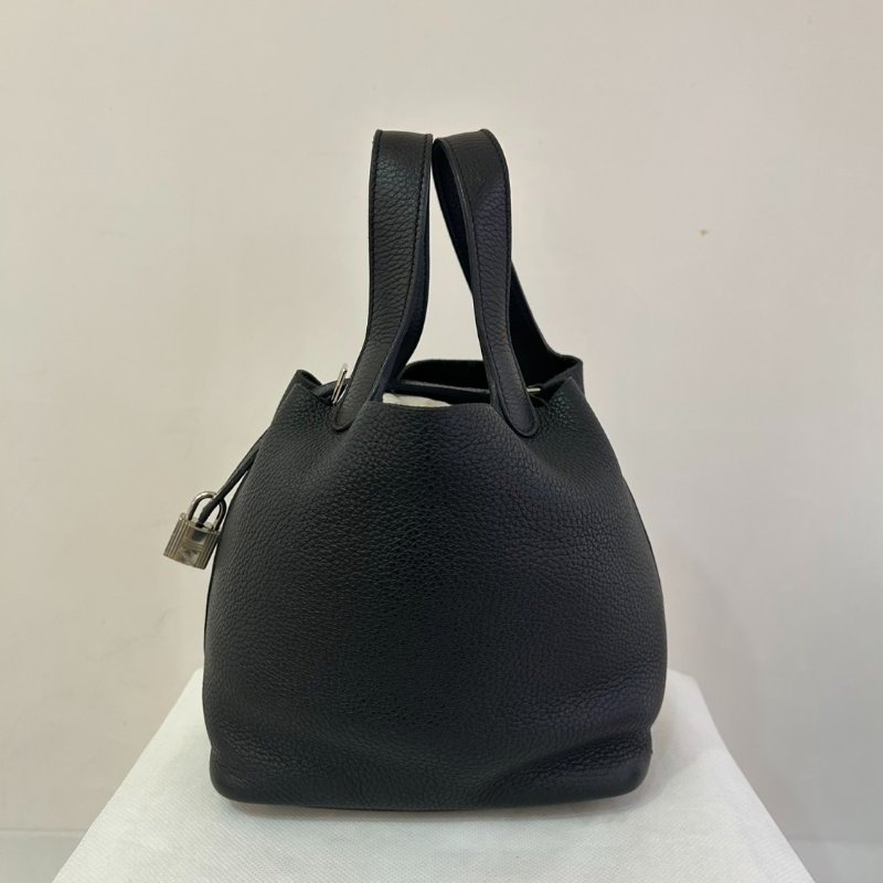 LV黑EPI金釦Twist PM-1