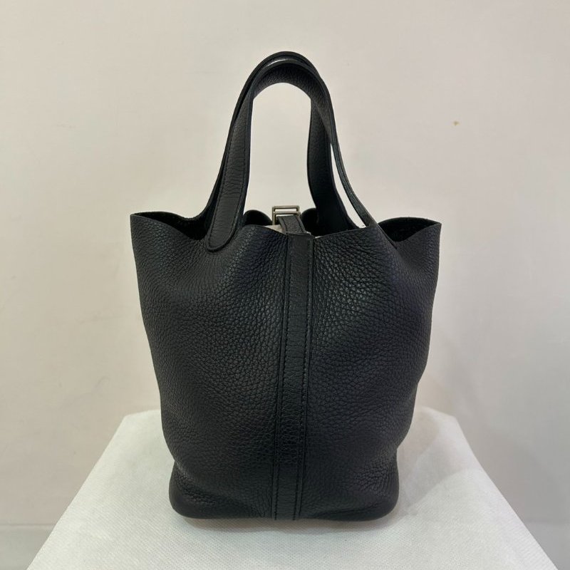 LV黑EPI金釦Twist PM-3