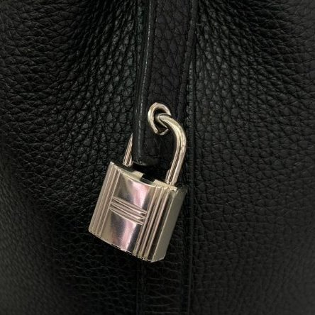 LV黑EPI金釦Twist PM-8