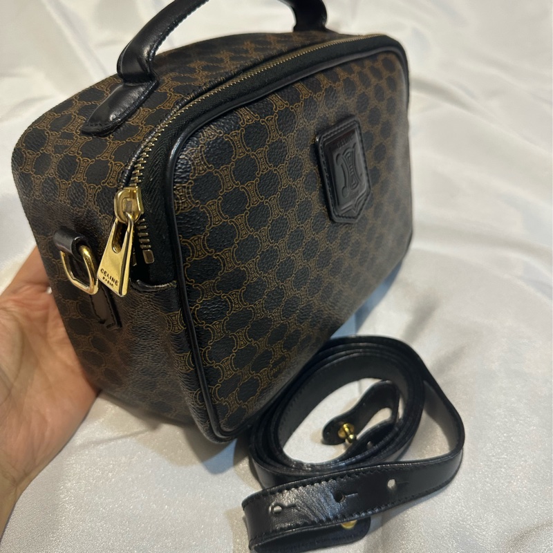 Celine vintage黑花相機包-1