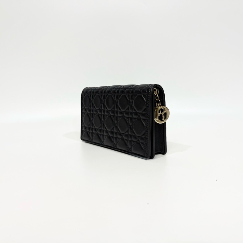 Dior 黑金羊皮藤格紋Lady Dior Pouch斜背包S0204ONMJ-3