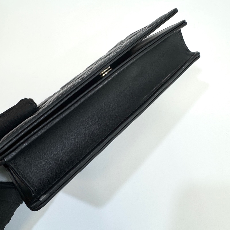 Dior 黑金羊皮藤格紋Lady Dior Pouch斜背包S0204ONMJ-13