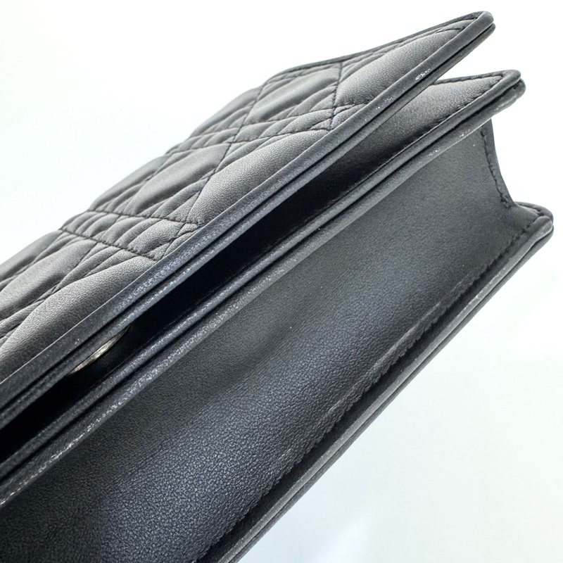 Dior 黑金羊皮藤格紋Lady Dior Pouch斜背包S0204ONMJ-14