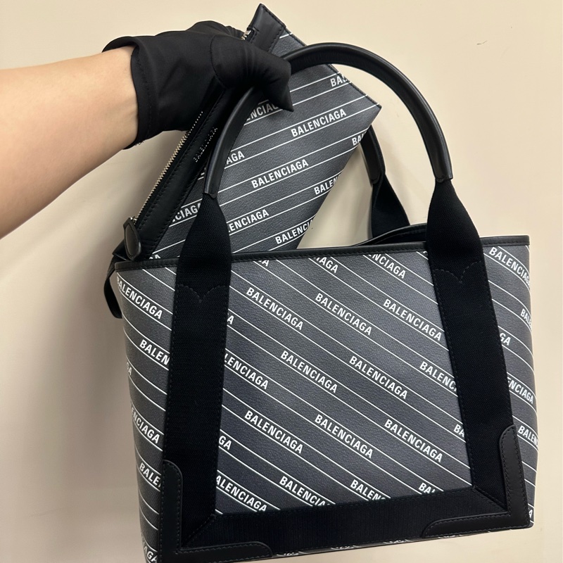 Balenciaga 灰PVC黑牛皮銀釦滿版logo Navy Cabas 小號手提托特包-0