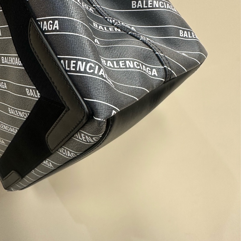 Balenciaga 灰PVC黑牛皮銀釦滿版logo Navy Cabas 小號手提托特包-5