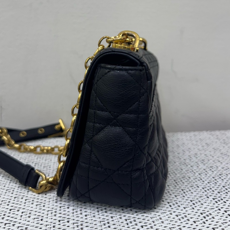 Dior CARO黑金小號斜背肩背包-10