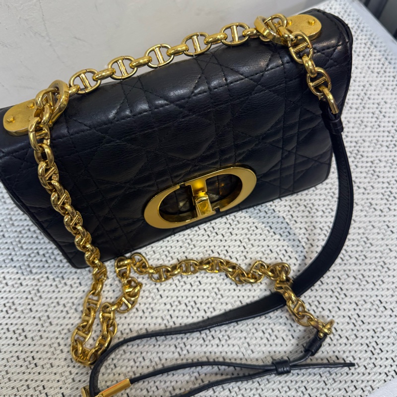 Dior CARO黑金小號斜背肩背包-17