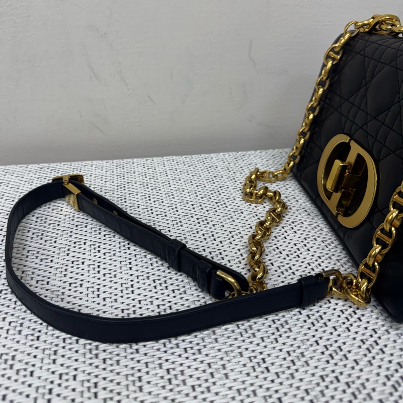 Dior CARO黑金小號斜背肩背包-19