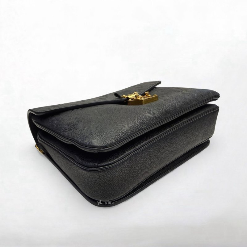 LV包包 Pochette Metis 黑牛皮壓紋郵差包M41487-7