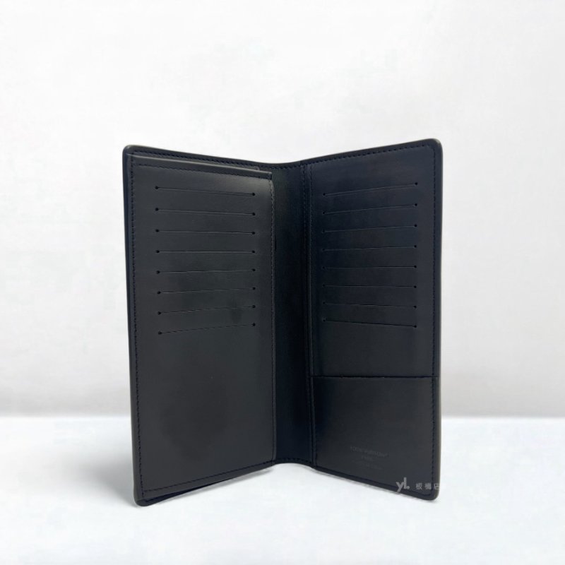 LV長夾 Brazza黑牛皮壓紋對開長夾M62900-4