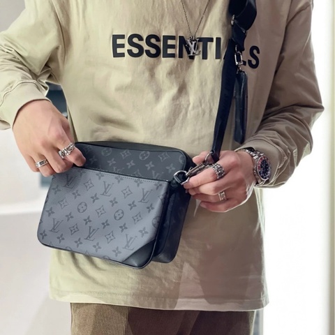 #99新閒置 #芯片款 Lv黑老花三合一斜挎包 #櫃上近🔟萬