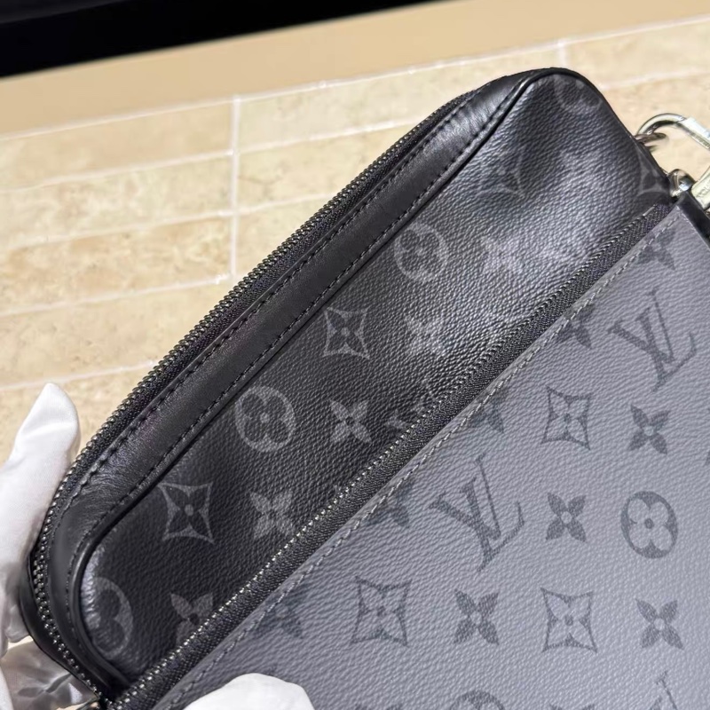 #99新閒置 #芯片款 Lv黑老花三合一斜挎包 #櫃上近🔟萬-9