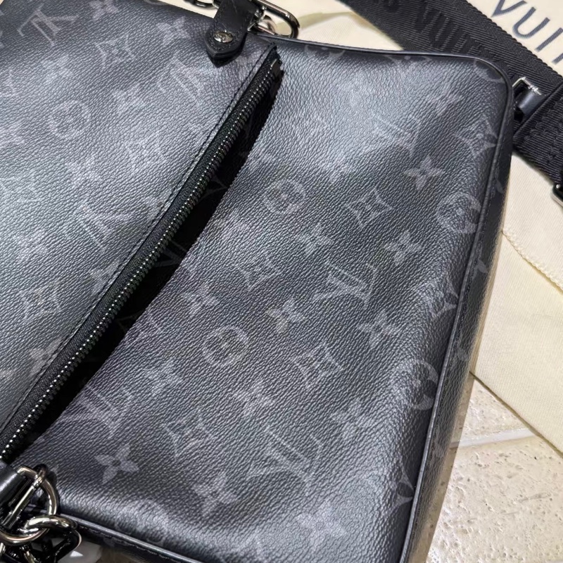 #99新閒置 #芯片款 Lv黑老花三合一斜挎包 #櫃上近🔟萬-10