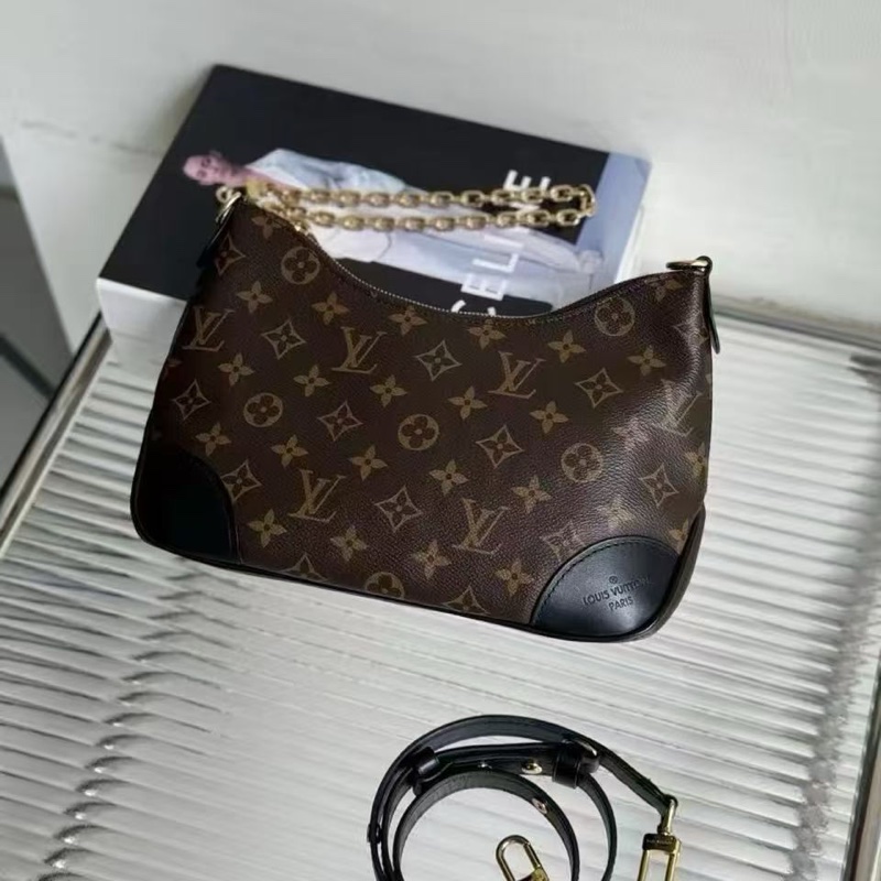 99🆕 LV/路易威登 boulogne黑牛角包,双肩带可随意调节,尺寸:26*18cm-3
