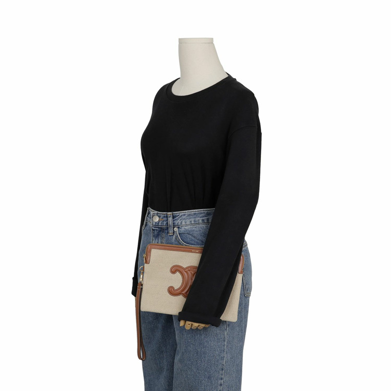 CELINE Quir 小號肩帶收納包 10J502EW1-13