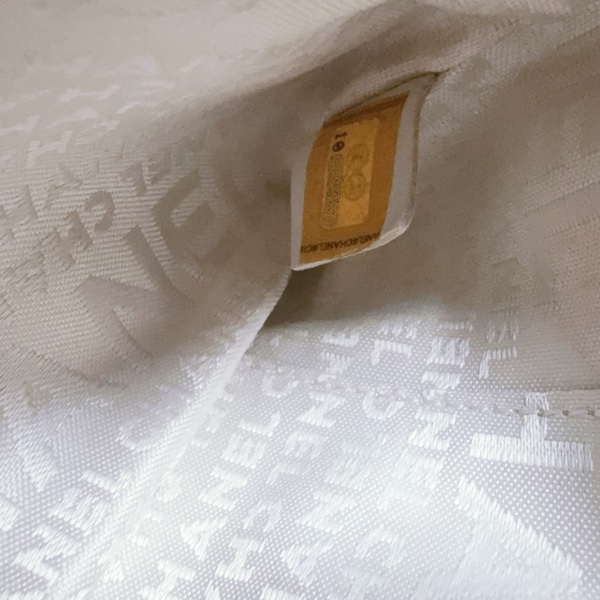 《特價一顆。全網最低價》Chanel香奈兒肩背包 手提包 晚宴包 趕早玫瑰粉包包-35