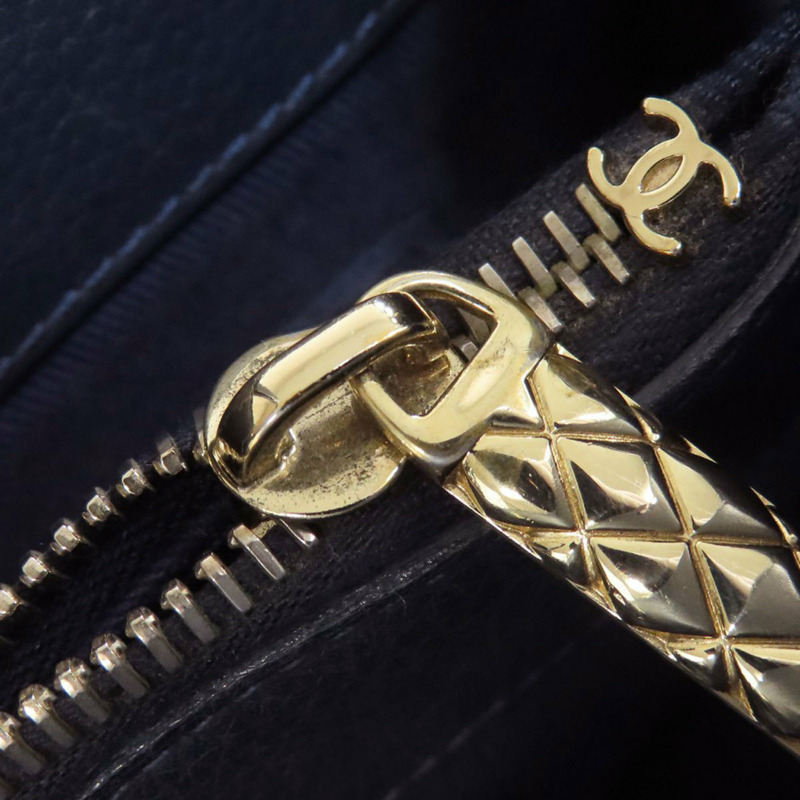 香奈兒 Coco Mark 女士小牛皮手提包-19