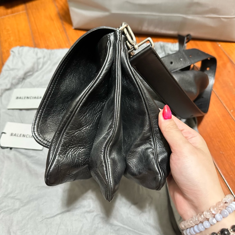 巴黎世家BALENCIGA BB SOFT中號-1