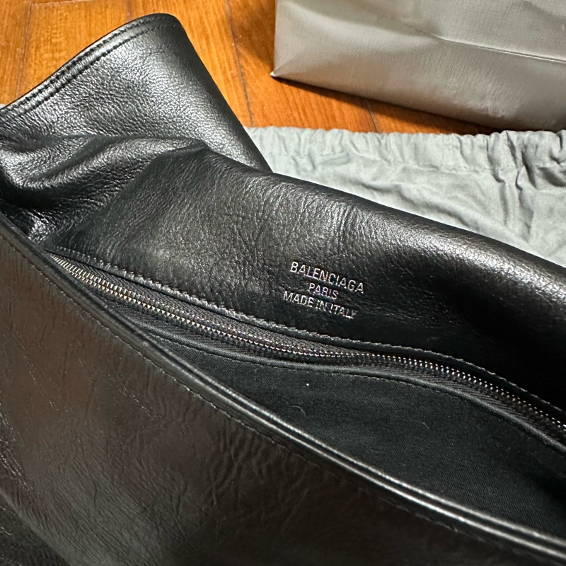 巴黎世家BALENCIGA BB SOFT中號-3