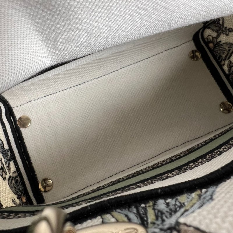 DIOR   帆布Blurred Flowers Corn 黛妃包-7