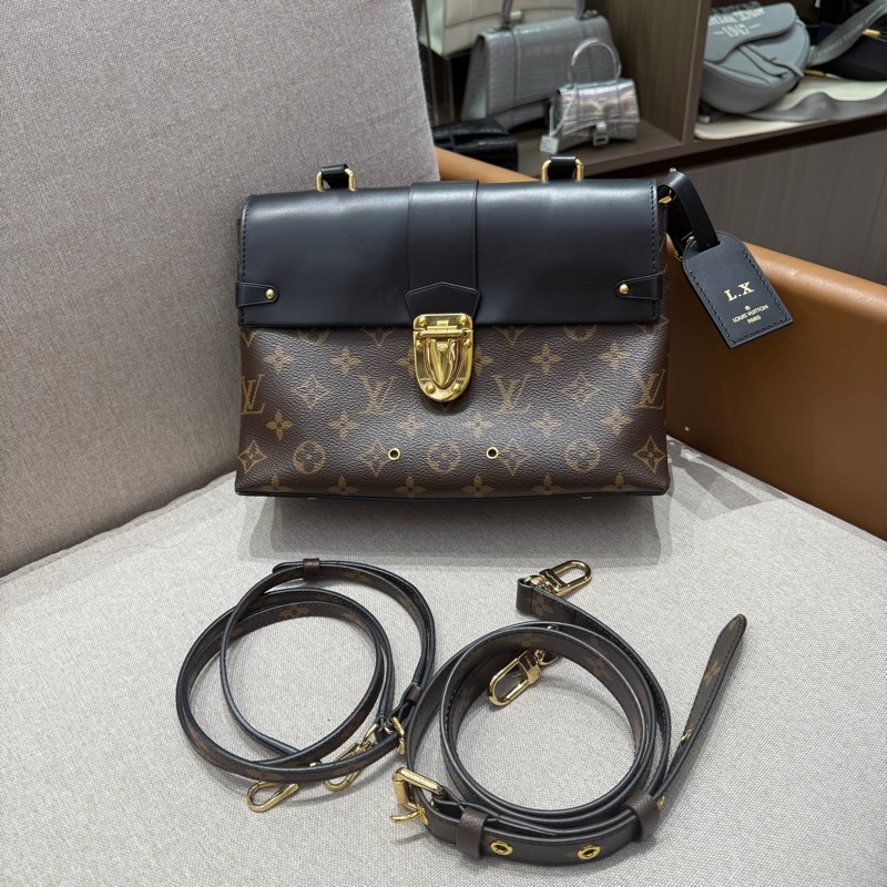 LV One Handle郵差包 經典老花拼黑色-6