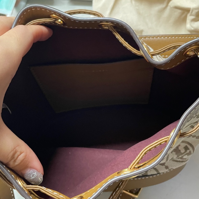 tory burch 大水桶包-4