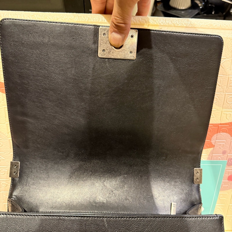 CHANEL classic boy Mediun-6