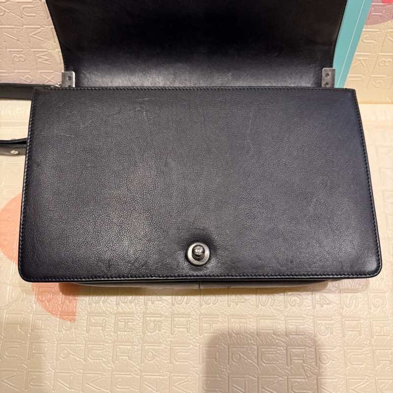 CHANEL classic boy Mediun-8