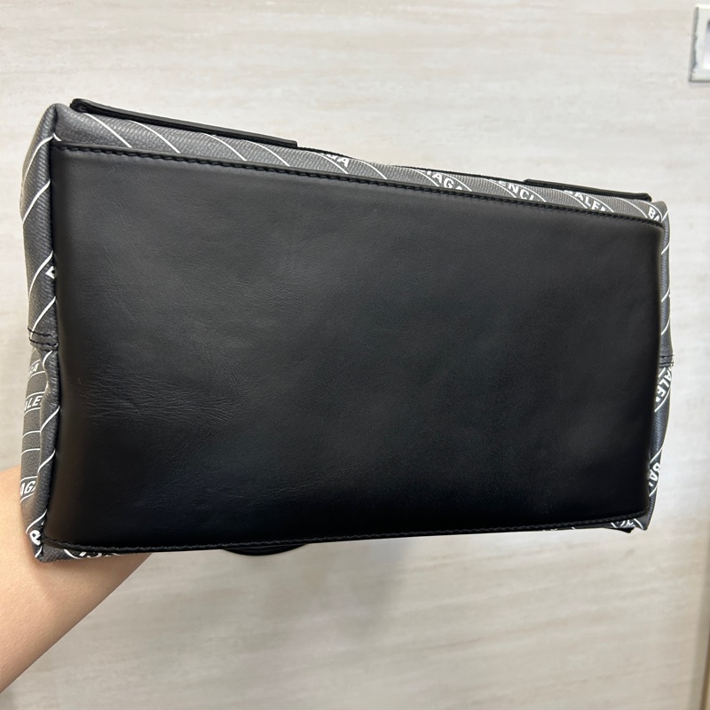 Balenciaga 灰pvc黑牛皮滿版logo navy cabas s號托特包-3