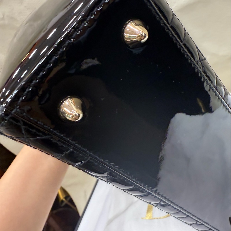 Dior四格黛妃漆皮22年-12