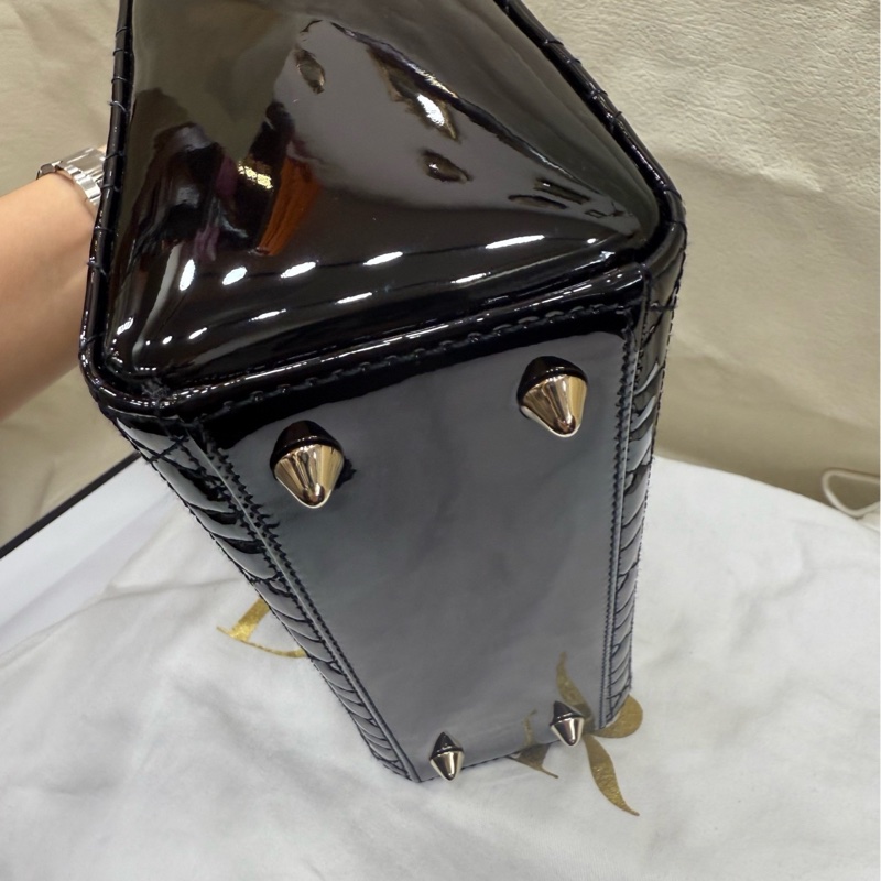 Dior四格黛妃漆皮22年-13