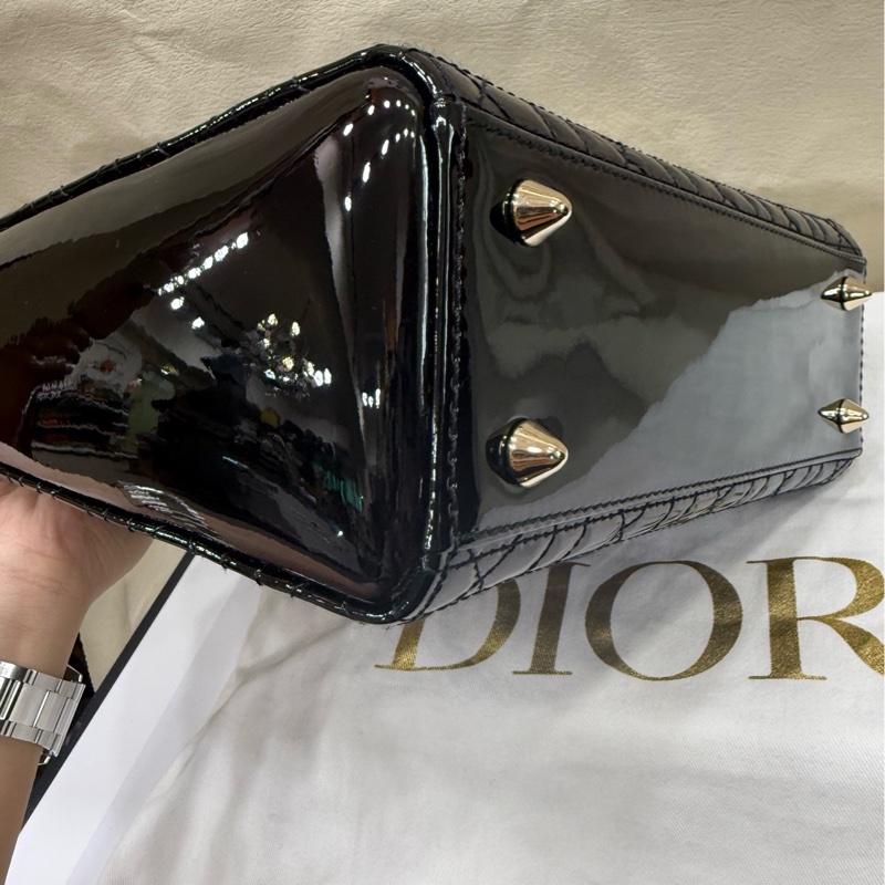Dior四格黛妃漆皮22年-14