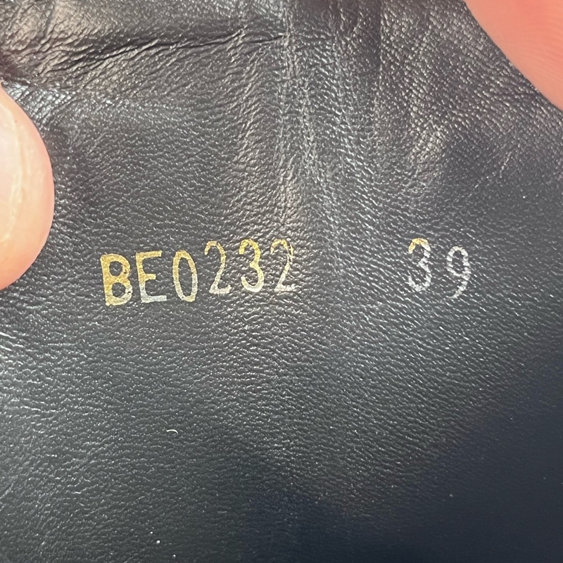 99新Celine賽琳calfskin馬丁靴 39碼 成色如圖-8