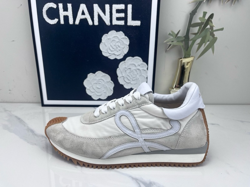 LOEWE羅意威灰色阿甘鞋 38碼 下地一次 成色如圖-2