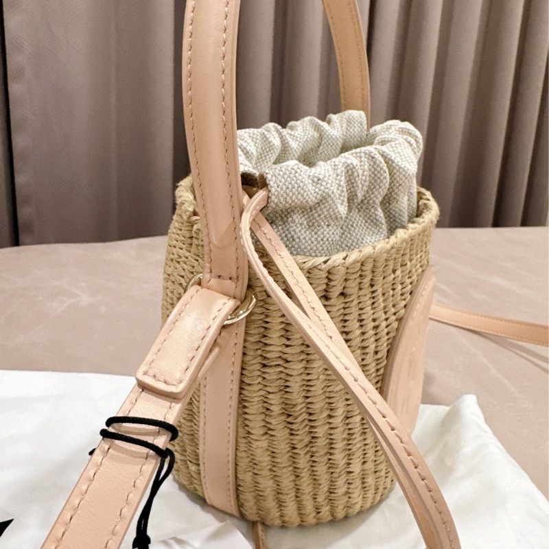 全新 Chloe Horse Medal Bucket Bag-3