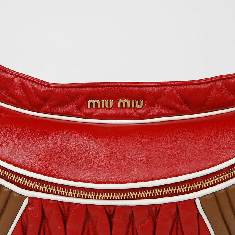 MIU MIU 馬塔雷斯腰包-2