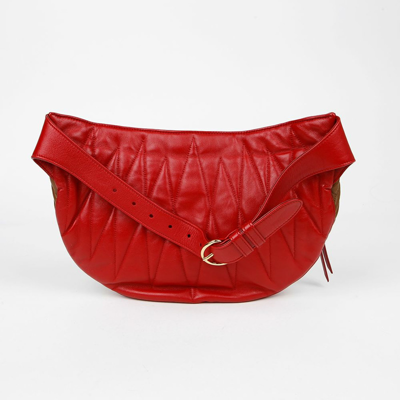 MIU MIU 馬塔雷斯腰包-3