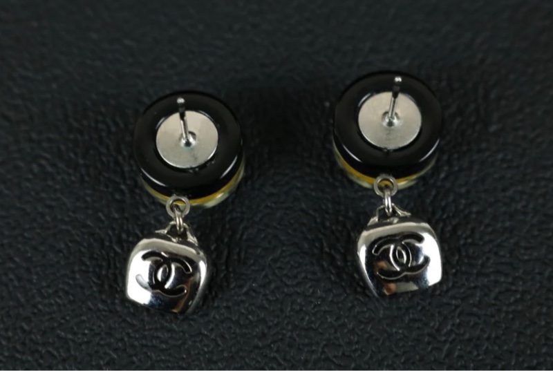 「JL精品代購」98新 Chanel 香奈兒 花花 垂墜雙c 耳釘-2