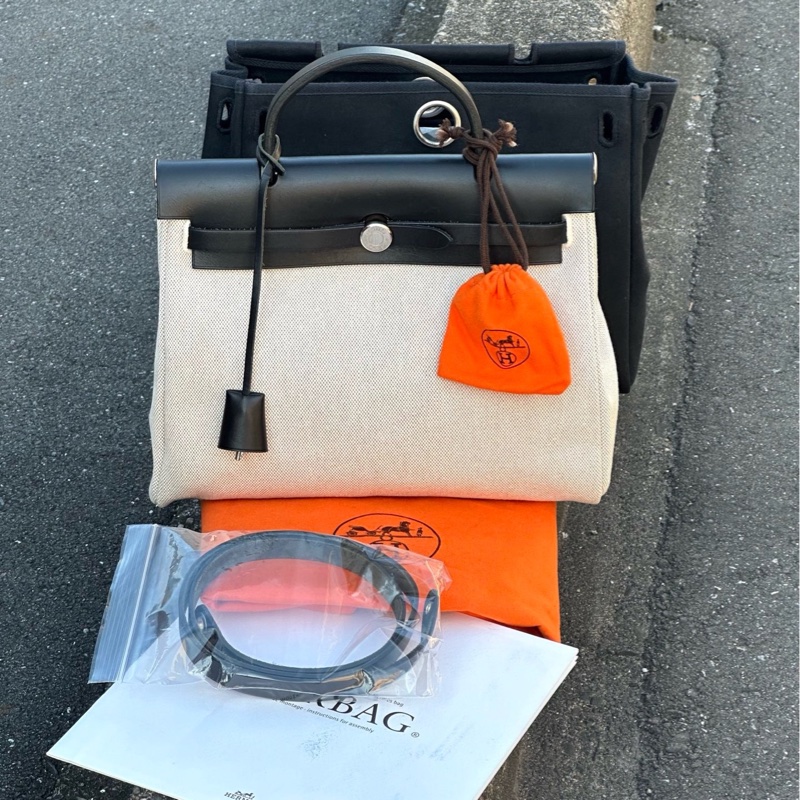 Hermes Herbag 31 黑白熊貓款(附替換袋)-1