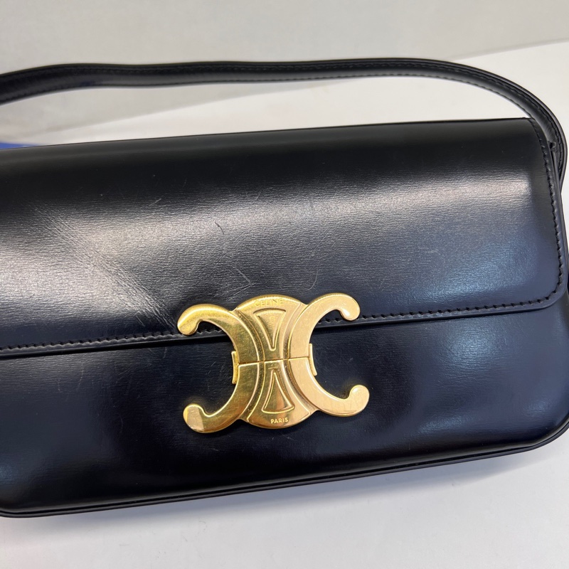 Celine Triomphe凱旋門黑金皮肩帶 肩背包-7