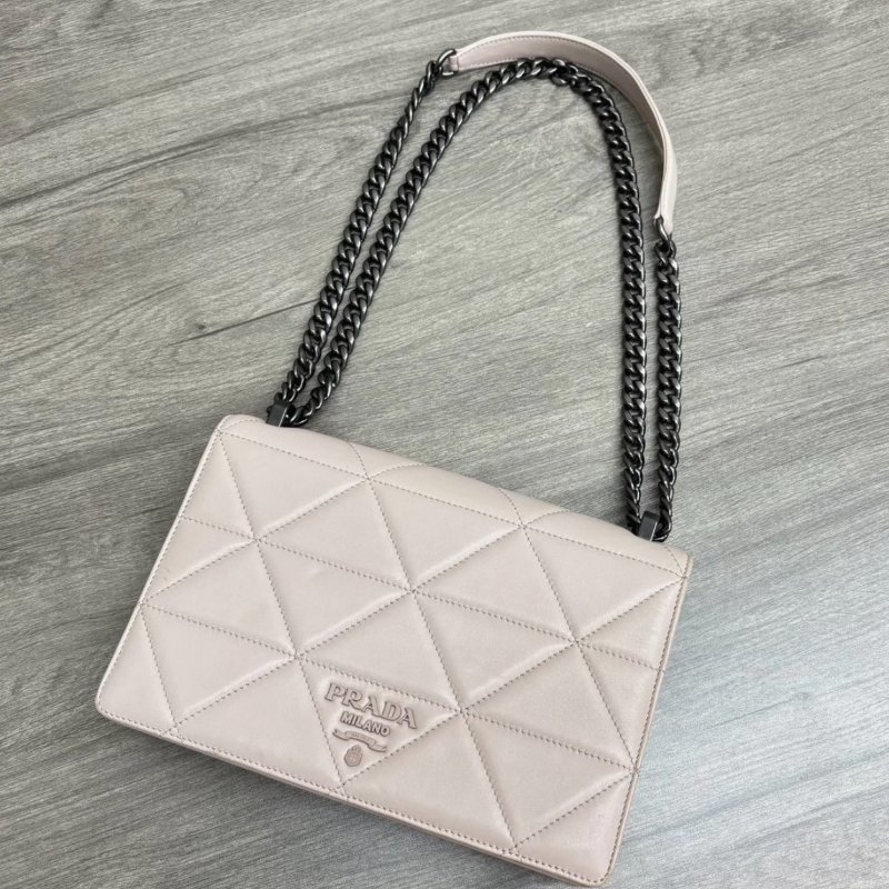 PRADA 粉色菱格紋肩背斜背包 24*16*7 98新配件塵袋-1
