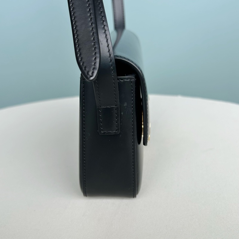 Celine Triomphe 凱旋門黑金 肩背包-3