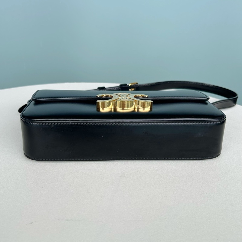 Celine Triomphe 凱旋門黑金 肩背包-4