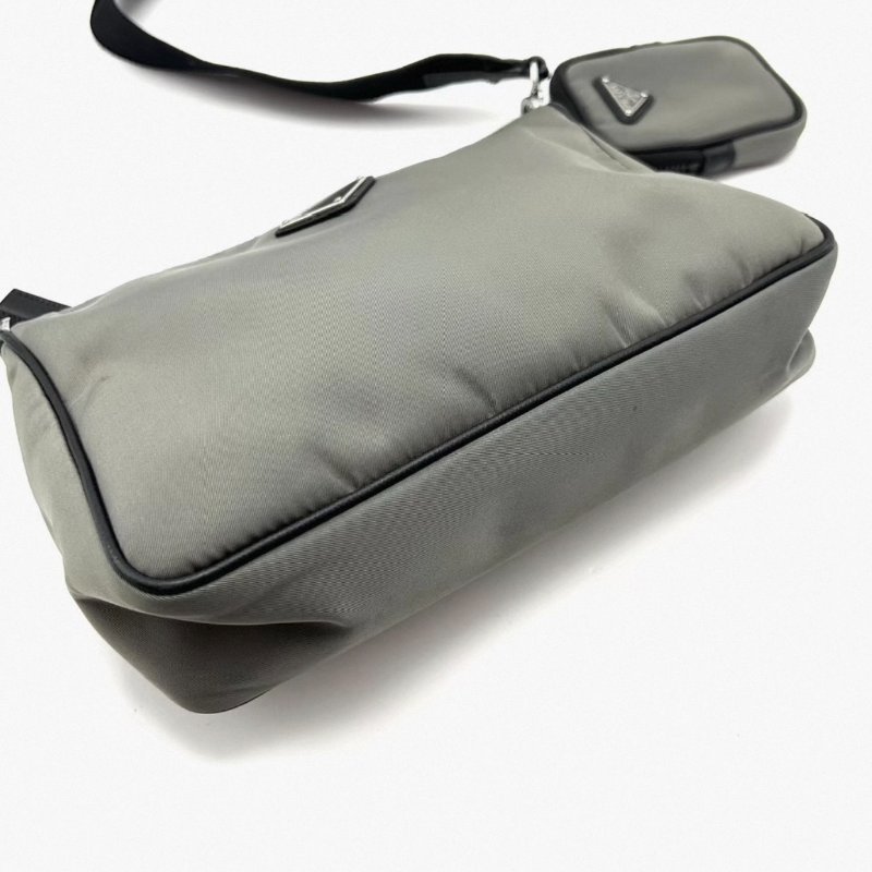 PRADA 灰色尼龍三合一郵差包 24*17*6.5 98新配件塵袋保卡-1