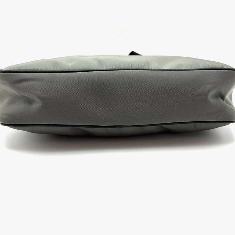 PRADA 灰色尼龍三合一郵差包 24*17*6.5 98新配件塵袋保卡-3