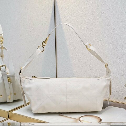 DIOR 新款白金D-Journey飯盒肩背包 25*15*14 98新配件盒子塵袋購證